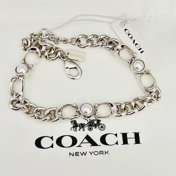 💰SOLD💰Coach Signature Kissing C's Bracelet - Picture 8 of 11